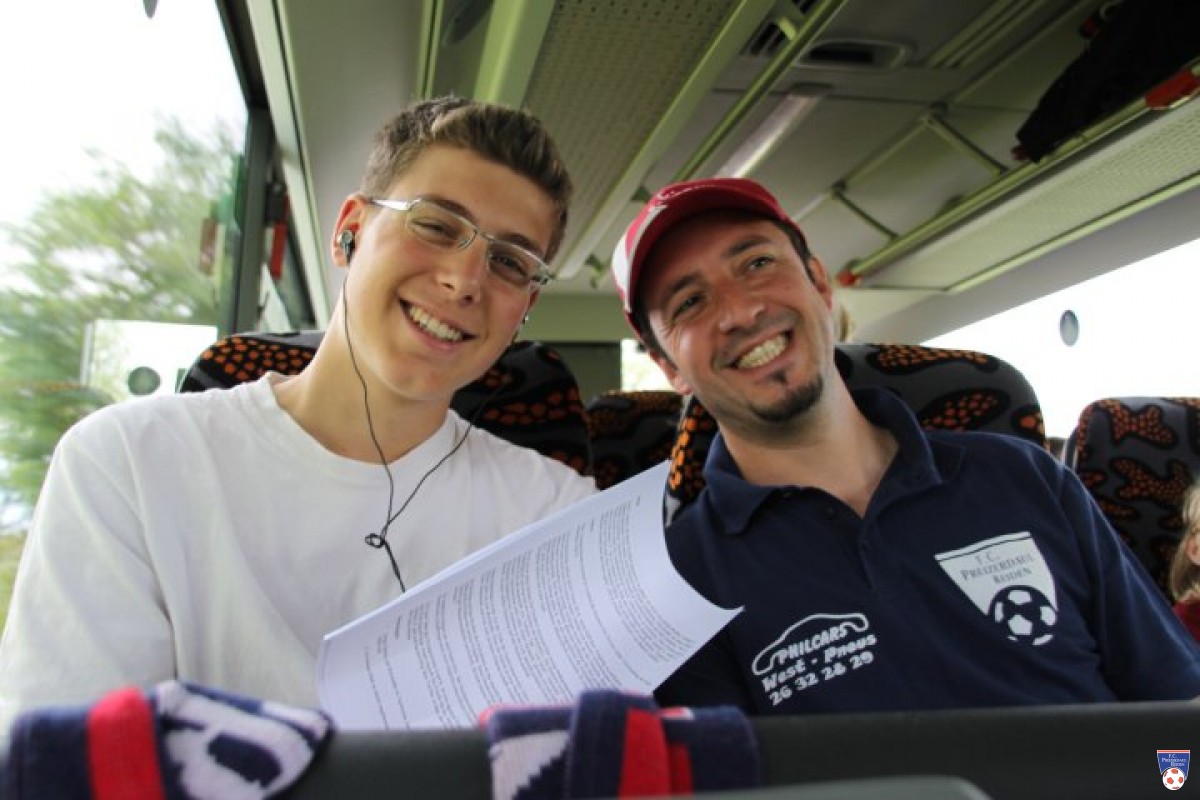 Mam Bus ob Housen