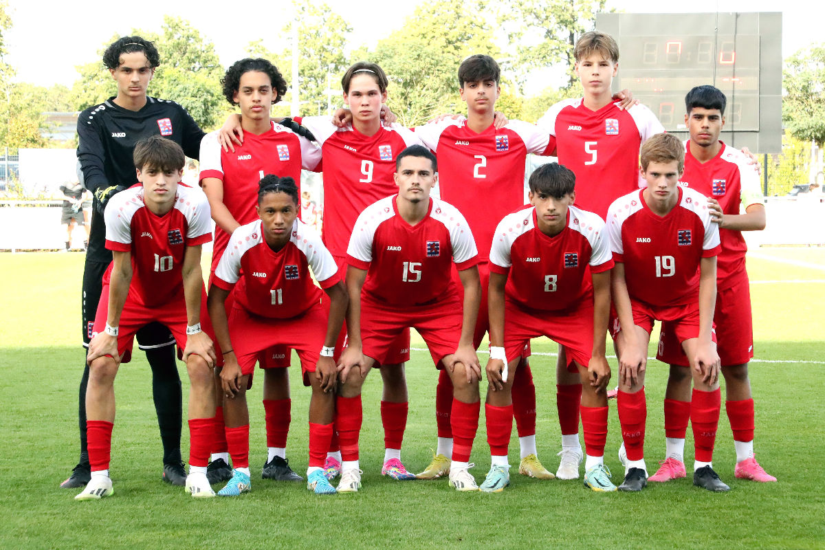 Fédération Luxembourgeoise de Football UN BUT DE LA VICTOIRE À LA 90e MINUTE POUR LES U17 LÉIWEN